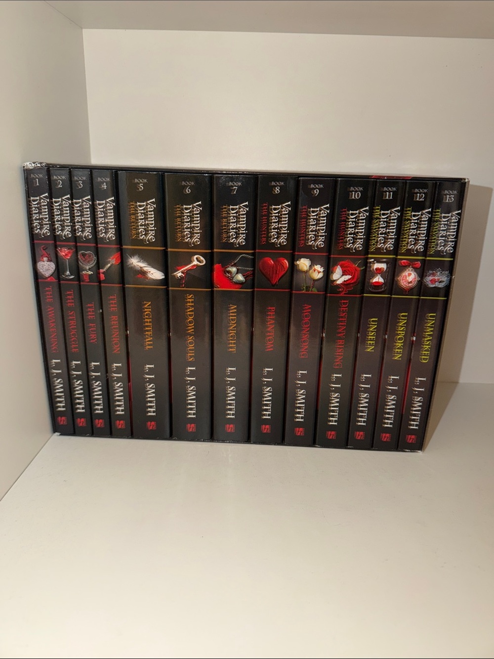 L.J. Smith Vampire Diaries Paperback Book Set - Black